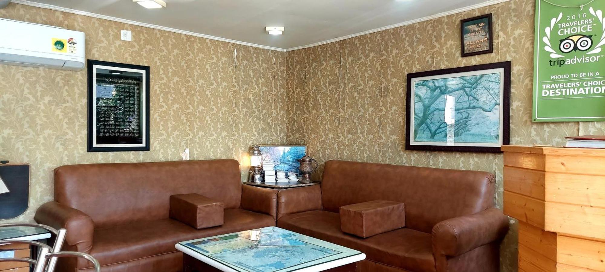 Ikraam Inn Bed & Breakfast Srīnagar Zewnętrze zdjęcie