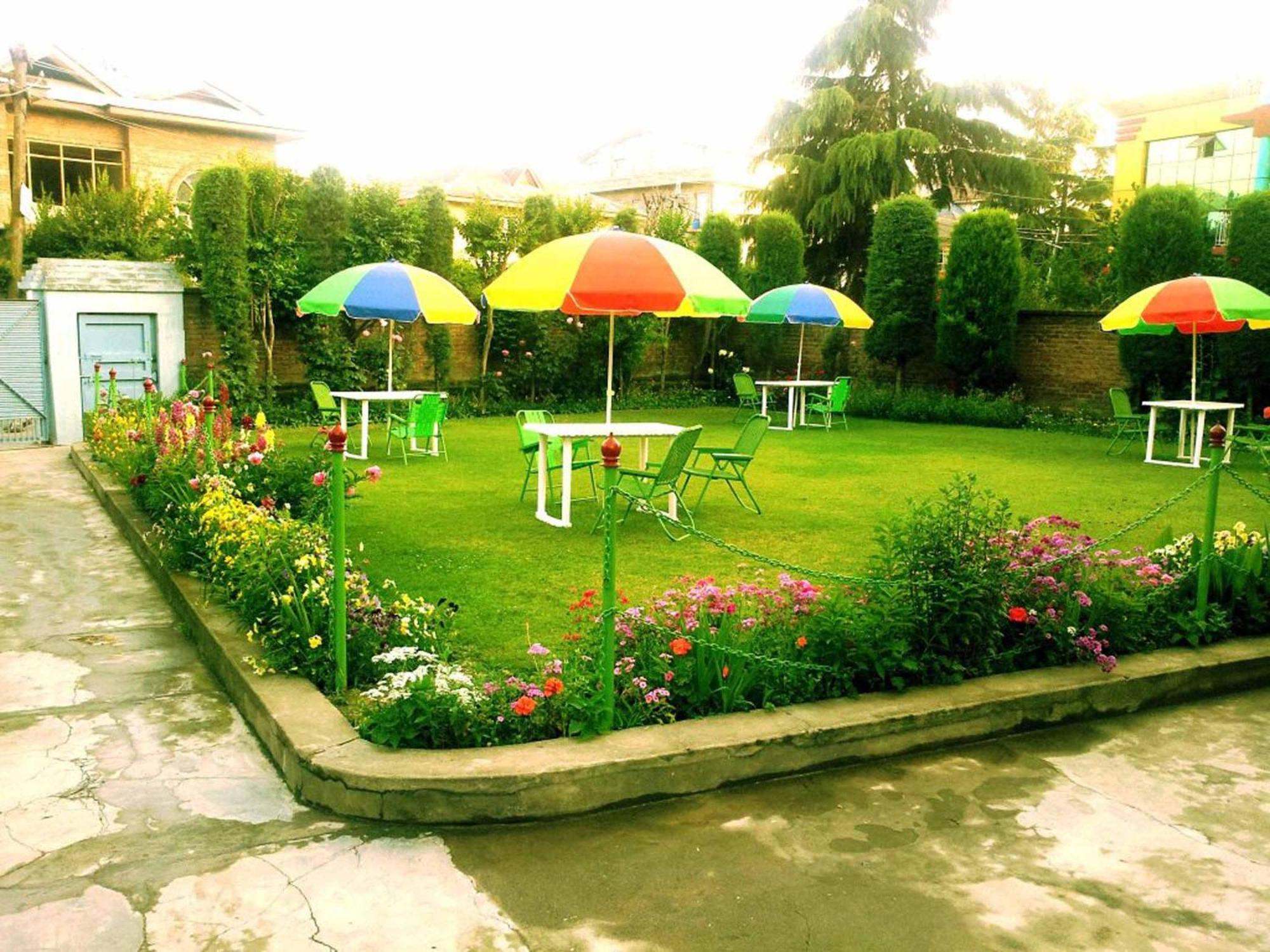 Ikraam Inn Bed & Breakfast Srīnagar Zewnętrze zdjęcie