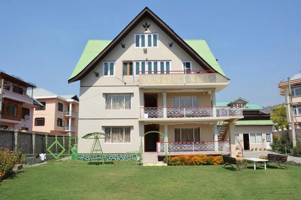 Ikraam Inn Bed & Breakfast Srīnagar Zewnętrze zdjęcie
